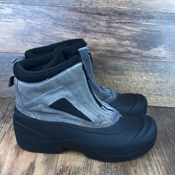Arctic Shield Other - Arctic Shields Zip Front Winter Boots